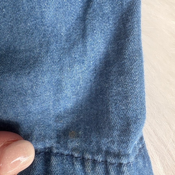 Boden chambray Floral Embroidered Kids Top - size 4/5 years - Picture 4 of 6